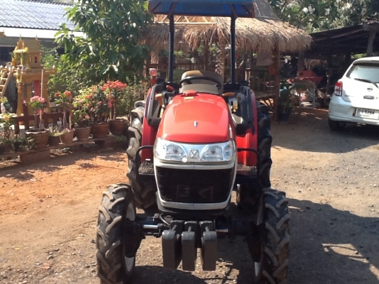 ยันร์ม่า EF352T 4 WD 2 เพลา ตัดหญ้า 1.20 เมตรใหม่ ทำงาน 1049 ชั่วโมง