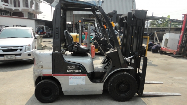 ขายรถ NISSAN ขนาด 2.0 ton