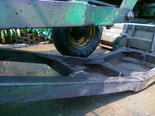 ขายรถไถ จอนห์เดียร์ 2130 ขายรถไถ จอนห์เดียร์ 2130