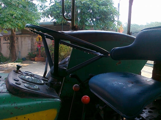 ขายรถไถ จอนห์เดียร์ 2130 ขายรถไถ จอนห์เดียร์ 2130