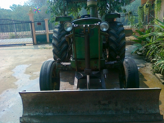 ขายรถไถ จอนห์เดียร์ 2130 ขายรถไถ จอนห์เดียร์ 2130