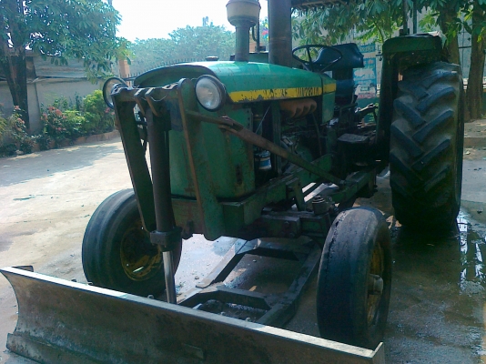 ขายรถไถ จอนห์เดียร์ 2130 ขายรถไถ จอนห์เดียร์ 2130