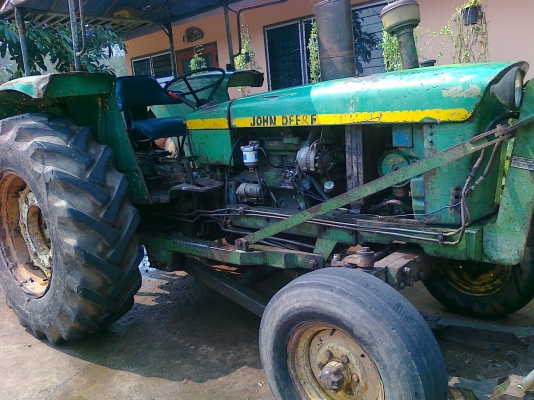 ขายรถไถ จอนห์เดียร์ 2130 ขายรถไถ จอนห์เดียร์ 2130