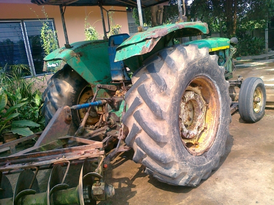 ขายรถไถ จอนห์เดียร์ 2130 ขายรถไถ จอนห์เดียร์ 2130