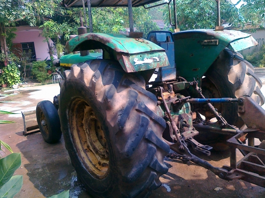 ขายรถไถ จอนห์เดียร์ 2130 ขายรถไถ จอนห์เดียร์ 2130