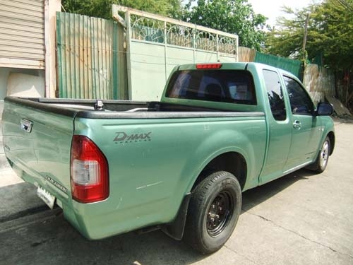 ISUZU D-MAX SPACECAB 3.0 SLX ปี 2004 สีเขียว ไฟฟ้า เบาะกำมะหยี่ ISUZU D-MAX SPACECAB 3.0 SLX ปี 2004 สีเขียว ไฟฟ้า เบาะกำมะหยี่