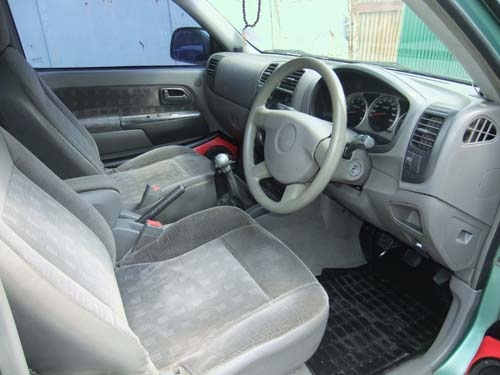 ISUZU D-MAX SPACECAB 3.0 SLX ปี 2004 สีเขียว ไฟฟ้า เบาะกำมะหยี่ ISUZU D-MAX SPACECAB 3.0 SLX ปี 2004 สีเขียว ไฟฟ้า เบาะกำมะหยี่