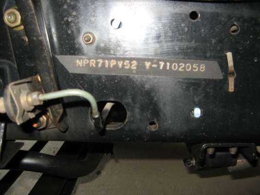 ขาย 6 ล้อ อีซูซุ NPR 130 แรง ยาว 5 ม. ปี 2002 สภาพสวยเดิม เครื่องดี พร้อมใช้ ชมรถก่อนได้ครับ สนใจติดต่อได้ที่ 081-9425443 ขาย 6 ล้อ อีซูซุ NPR 130 แรง ยาว 5 ม. ปี 2002 สภาพสวยเดิม เครื่องดี พร้อมใช้ ชมรถก่อนได้ครับ สนใจติดต่อได้ที่ 081-9425443