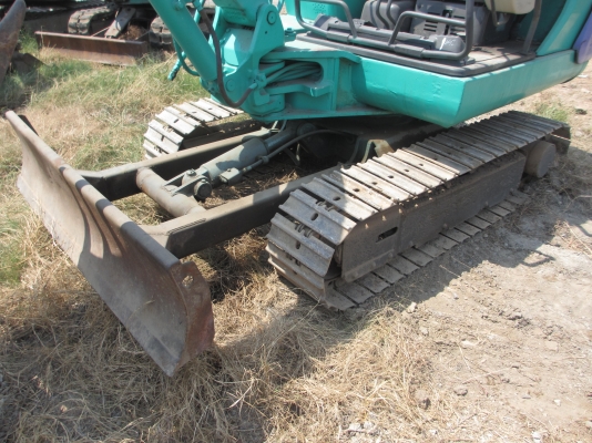 KOMATSU PC30-7  เก่านอก เอวแน่น ปั็มแรง สภาพพร้อมใช้ สุดๆเอาไปแบ่งกันใช้ได้เลยครับ   น้องร็อค จัดหั้ย สนใจโทร สอบถามได้ 081-8535656