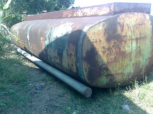 ต้องการขาย / ถังน้ำมัน