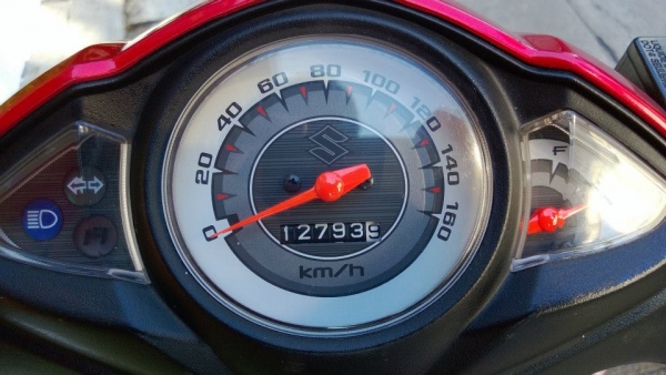 SKYDRIVE แดงตัดดำนิดๆ ลายใหม่ สวยมากกราฟฟิคแจ่ม ชุดสีเงางาม เข้มๆ