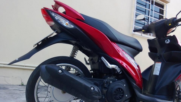 SKYDRIVE แดงตัดดำนิดๆ ลายใหม่ สวยมากกราฟฟิคแจ่ม ชุดสีเงางาม เข้มๆ