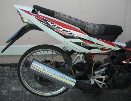 ขายHonda Sonic 125cc.   จดทะเบียน 51  พรบ.หมด ก.ค.56