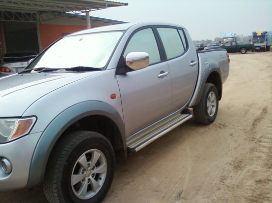 ขายมิตซู ไทรทัน พลัส 4 ประตู