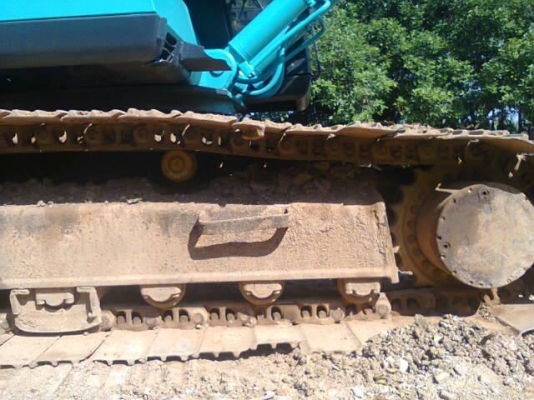 รถแบคโฮ KOBELCO PC 200 - 3 มัคที ( ทำสีเป็นรุ่นไหม่ ) สนใจติดต่อ 081 - 6079515 รถแบคโฮ KOBELCO PC 200 - 3 มัคที ( ทำสีเป็นรุ่นไหม่ ) สนใจติดต่อ 081 - 6079515