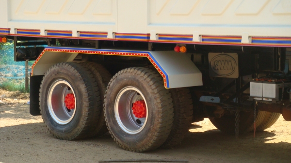 ขายรถฮีโน่เมก้า260ยูโร2