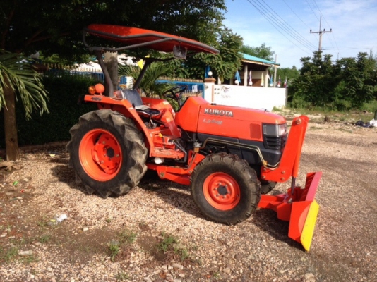 ขายรถแทรกเตอร์ KUBOTA L-3408 รถไร่ 100\% ไม่เคยลงน้ำ ไม่เคยทำนา พร้อมดันหน้า ขายรถแทรกเตอร์ KUBOTA L-3408 รถไร่ 100\% ไม่เคยลงน้ำ ไม่เคยทำนา พร้อมดันหน้า