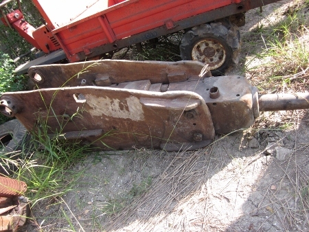 ขาย--หัวกระแทก หัวเจาะ สำหรับรถแบคโฮ PC 120-200 มือสองเก่าญี่ปุ่นแท้ สภาพยังดูสมบูรณ์ เหมาะใช้งานทันที ขาย--หัวกระแทก หัวเจาะ สำหรับรถแบคโฮ PC 120-200 มือสองเก่าญี่ปุ่นแท้ สภาพยังดูสมบูรณ์ เหมาะใช้งานทันที