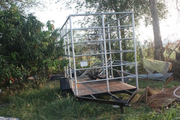 ขายเทลเลอร์ บรรทุกเครื่องเสียง พร้อมกับชนติดปากนกแก้วสำหรับลากเทลเลอร์ ครับ ขายเทลเลอร์ บรรทุกเครื่องเสียง พร้อมกับชนติดปากนกแก้วสำหรับลากเทลเลอร์ ครับ