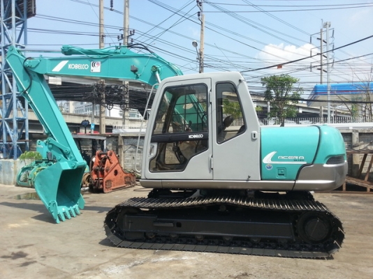 รถขุดดิน SK120-3 ไฟว์ ซูเปอร์ สภาพสวยพร้อมใช้งาน  โทร.081-373-0559