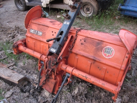 ขาย-โรตารี่สำหรับพรวนดิน ติดรถไถนา หลายรุ่นให้เลือกทั้ง KUBOTA, YANMAR, SHIBAURA ราคาตัวละ 13,000 บาทเท่า ขาย-โรตารี่สำหรับพรวนดิน ติดรถไถนา หลายรุ่นให้เลือกทั้ง KUBOTA, YANMAR, SHIBAURA ราคาตัวละ 13,000 บาทเท่า