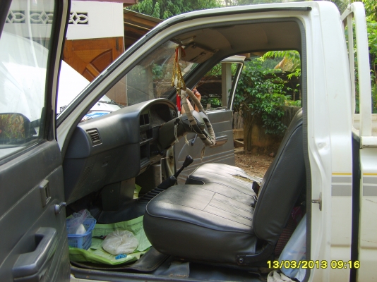 ขาย โตโยต้า LN 106  แท้ (คานแข็ง จากโรงงาน) เครื่อง 3 L