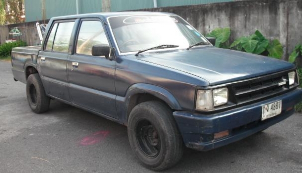 ขายมาสด้า4ประตูเครื่องฮี่โร่2400ccดีเซลทนประหยัดลงเล่มแล้วเพาเวอร์แอร์หนาวกระบะเลส