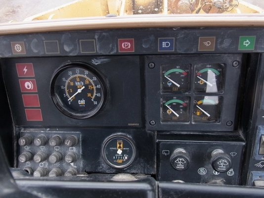 New stock CAT 910E อาร์มยาวพิเศษจากญี่ปุ่น สวย ไม่แพงครับ