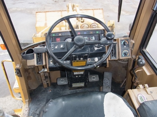 New stock CAT 910E อาร์มยาวพิเศษจากญี่ปุ่น สวย ไม่แพงครับ