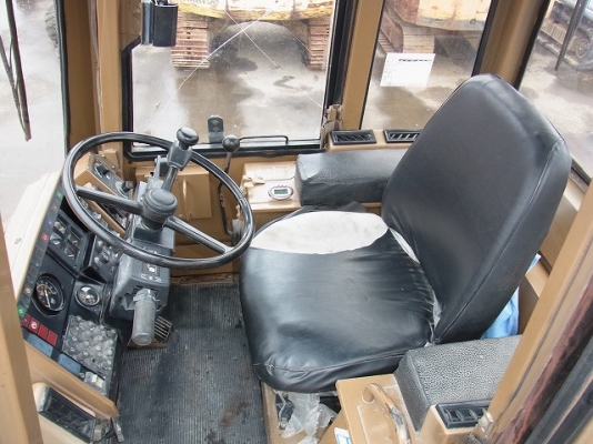 New stock CAT 910E อาร์มยาวพิเศษจากญี่ปุ่น สวย ไม่แพงครับ