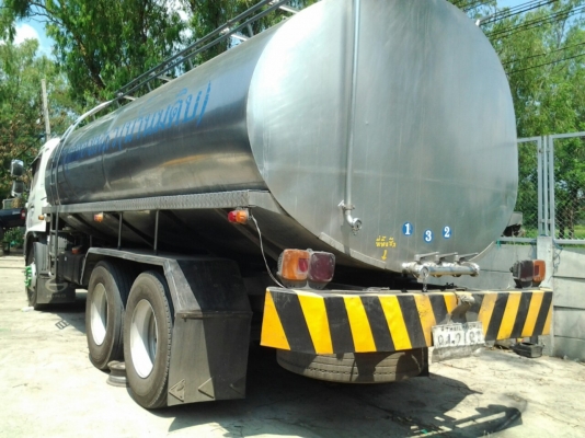 ขายด่วนรถ 10 ล้อ HINO MEGA 500 เครื่อง 260 Euro3 พร้อมถังนมสแตนเลส สภายใหม่มากๆ ขายด่วนรถ 10 ล้อ HINO MEGA 500 เครื่อง 260 Euro3 พร้อมถังนมสแตนเลส สภายใหม่มากๆ