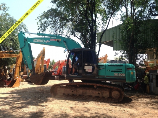 ขาย Kobelco SK 200 Mark 8 ขายสภาพพร้อมทำงาน สีตัวถังสวยครับ เช็คไฮโดรริครั่วซึมเรียบร้อยครับ สนใจติดต่อ ท่าม่วง แทรกเตอร์ 081-3030788, 085-1746828