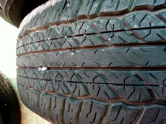 ขายยาง Dunlop AT20 265/65/17 ใหม่ๆ 1 ชุด