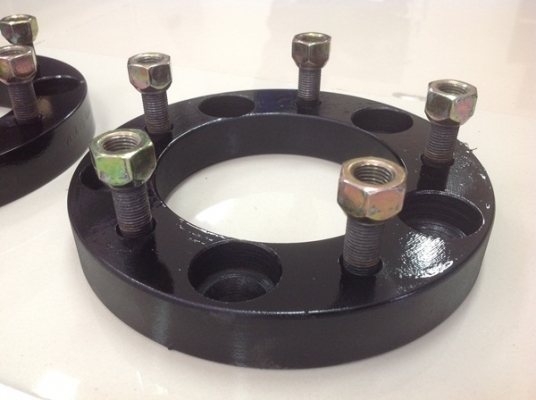 ขาย spacer 5 รู 139.7 ออก 5 รู 139.7 หนา 1 นิ้ว สำหรับ Suzuki ขาย spacer 5 รู 139.7 ออก 5 รู 139.7 หนา 1 นิ้ว สำหรับ Suzuki