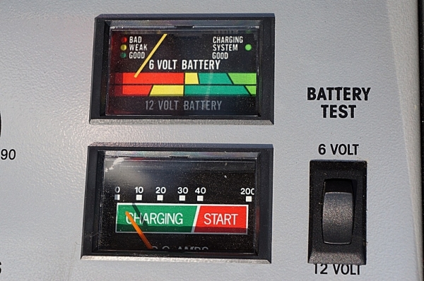 เครื่องชาร์จแบตเตอรี่ ผลิดในUSA ของใหม่ขายขาดทุนครับ. เครื่องชาร์จแบตเตอรี่ ผลิดในUSA ของใหม่ขายขาดทุนครับ.