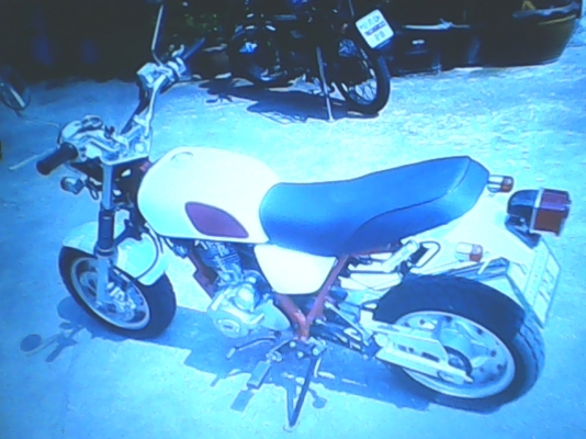 ขาย ape 125 จีนแดง ทะเบียนแท้ๆเต็ม+โอนขนส่งครับ