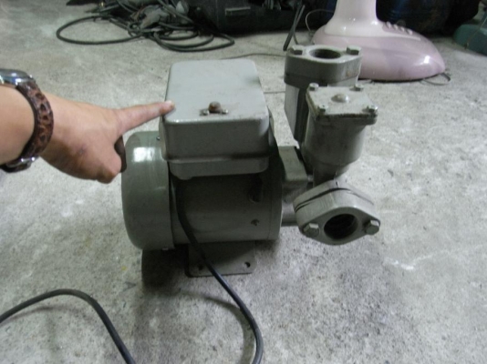 ขายปั้มน้ำ Makita 500 W สภาพสวยพร้อมใช้งาน รับประกันคุณภาพ