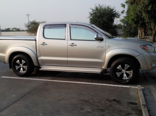 vigo4 ประตู  AUTO รถใช้เอง ขายดาวส์ แค่แปดหมื่น