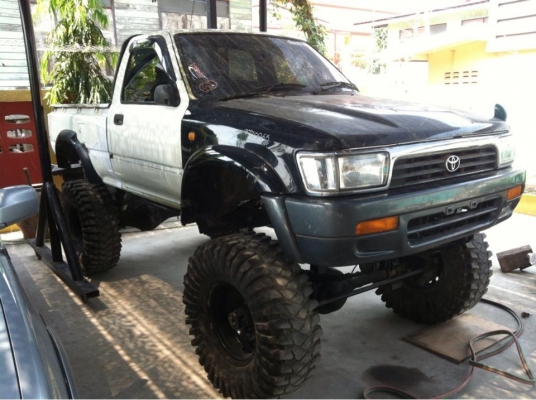 เจ้าของร้อนเงิน Toyota Mighty หัวเดียวหน้า surf 4x4 สูงปรี๊ด ลุยป่า ราคาเบาๆ