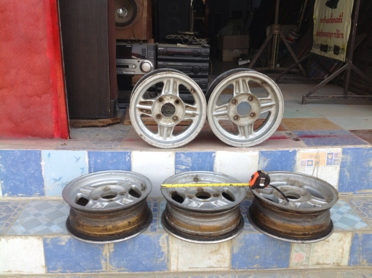 แม็ก4รูขอบ14...5 วง แม็ก4รูขอบ14...5 วง