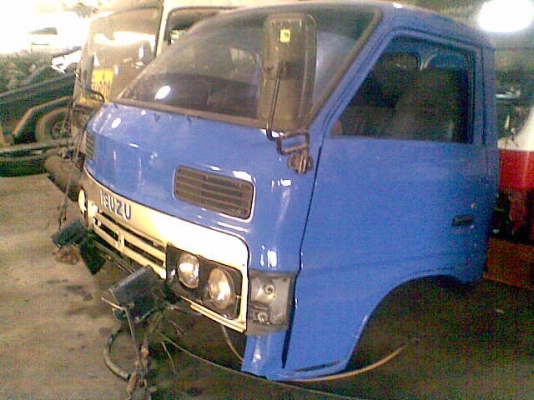 ขายหัวเก๋ง อีซูซุ KS หัวเก่าเก็บสีใหม่แล้วทั้งหัว ยกหัวได้ เกียร์สาย  อุปกรณ์ครบ