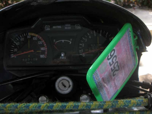 ขาย Kawasaki GTO 125 cc.สีน้ำเงิน เดิมๆ ทะเบียนไม่ขาด ใช้งานปกติ พร้อมโอน ราคา 6,800 บาท