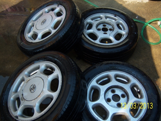 ขายแม็กพร้อมยาง ขอบ 14  4รู100