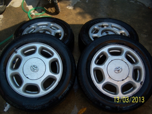 ขายแม็กพร้อมยาง ขอบ 14  4รู100