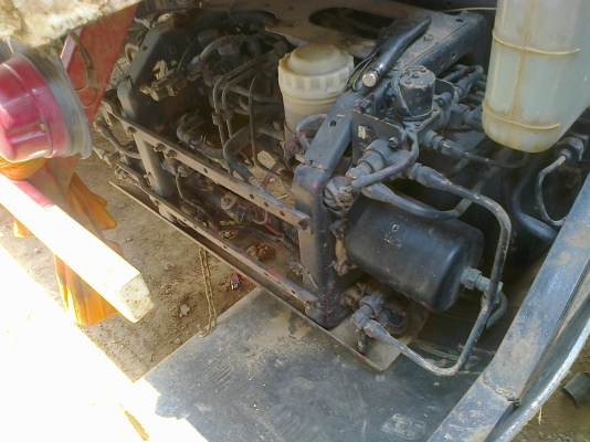 ISUZU DECA 205 HP 6HL1 หกล้อดั๊มพ์ กระบะดั๊มพ์เหล็ก 6 ตันยิงหน้าสภาพสวย เครื่องแน่นแรงดี หัวเก๋งสีบางเดิมภายในเก๋งคอนโซลสวยครบ แอร์เย็น พ.เพาเวอร์ ก.ไฟฟ้า เบรคทริ๊ปฟี้ ช่วงล่างคัชซีสวยไม่มีดาม เอกสารทะเบียนภาษีเต็มครบไม่มีขาดพร้อมโอน ราคาต่อรองได้ครับ