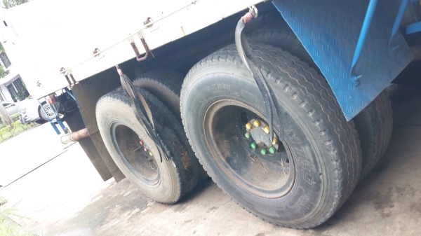 จองแล้วครับ สิบล้อ มิตซู FN516MA195เพาเดียว พื้นเรียบ ช่วงยาว6.50ม สภาพดีสวย แอร์เย็นๆพร้อมใช้งาน ทะเบียนพร้อมโอน