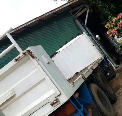 จองแล้วครับ สิบล้อ มิตซู FN516MA195เพาเดียว พื้นเรียบ ช่วงยาว6.50ม สภาพดีสวย แอร์เย็นๆพร้อมใช้งาน ทะเบียนพร้อมโอน