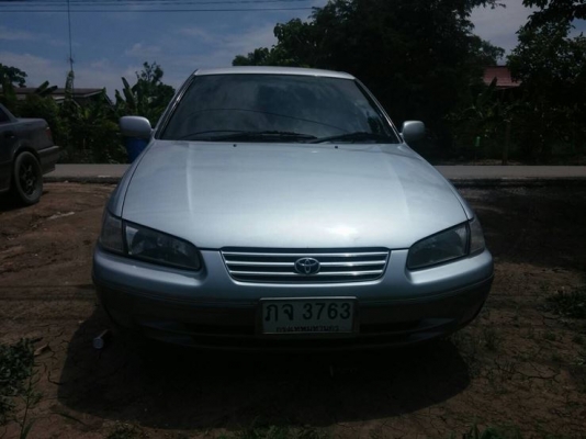 toyota camry ตัวท๊อป สีบรอนฟ้า