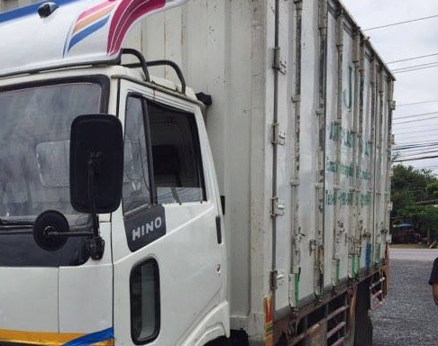 6ล้อบรรทุก ตู้แห้ง10บาน HINO KM779 JO5C-145 แรง เครื่อง+เกียร์ ใหม่ ลงเล่มครบ ช่วงล่างเดิม คัสซีสวย พ.พาวเวอร์ ยาง8.25/16 ตู้แห้ง10บาน 5.50ม. สภาพยังใหม่ พร้อมใช้ เอกสารเล่มฯ ครบ ภาษีเต็ม **ขาย 6ล้อบรรทุกตู้แห้ง10บาน5.50ม. เครื่อง+เก 6ล้อบรรทุก ตู้แห้ง10บาน HINO KM779 JO5C-145 แรง เครื่อง+เกียร์ ใหม่ ลงเล่มครบ ช่วงล่างเดิม คัสซีสวย พ.พาวเวอร์ ยาง8.25/16 ตู้แห้ง10บาน 5.50ม. สภาพยังใหม่ พร้อมใช้ เอกสารเล่มฯ ครบ ภาษีเต็ม **ขาย 6ล้อบรรทุกตู้แห้ง10บาน5.50ม. เครื่อง+เก