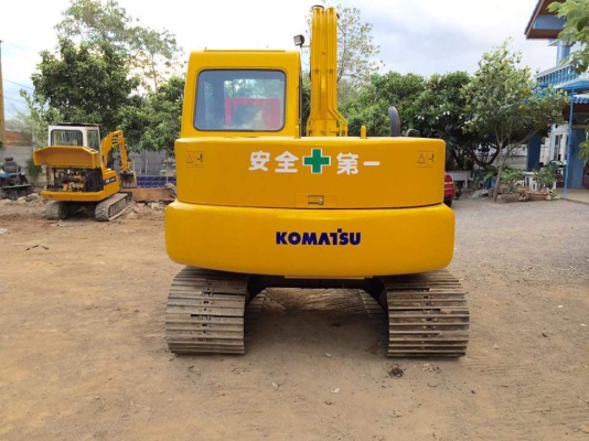 ขายรถขุด ยี่ห้อ:KOMATSU แบบ: Pc70-7 รถเก่าแท้ มีเอกสารใบอินวอย รถไม่เคยผ่านการใช้งานในไทย สนใจติดต่อ: 099-907-9273กิ๊ฟ กมลชนก, 099-907-3356ช่างบัง